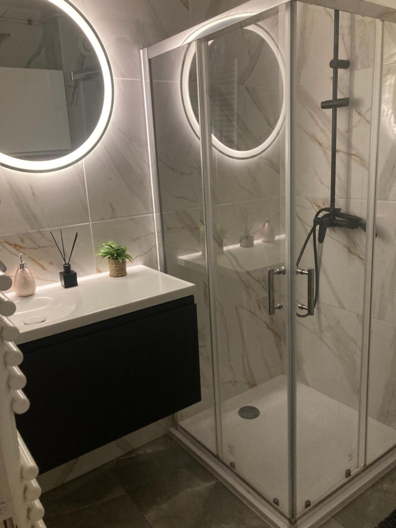 Beach Deluxe Apartman ハイデゥソボスロー エクステリア 写真